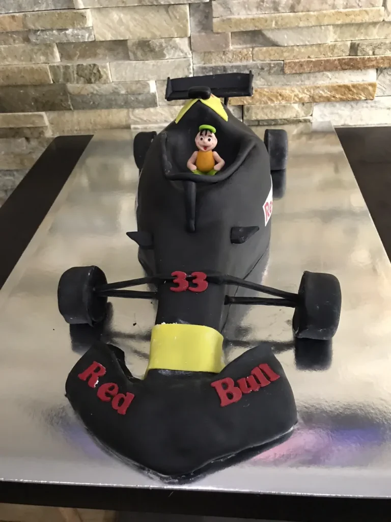 Elkészült torta