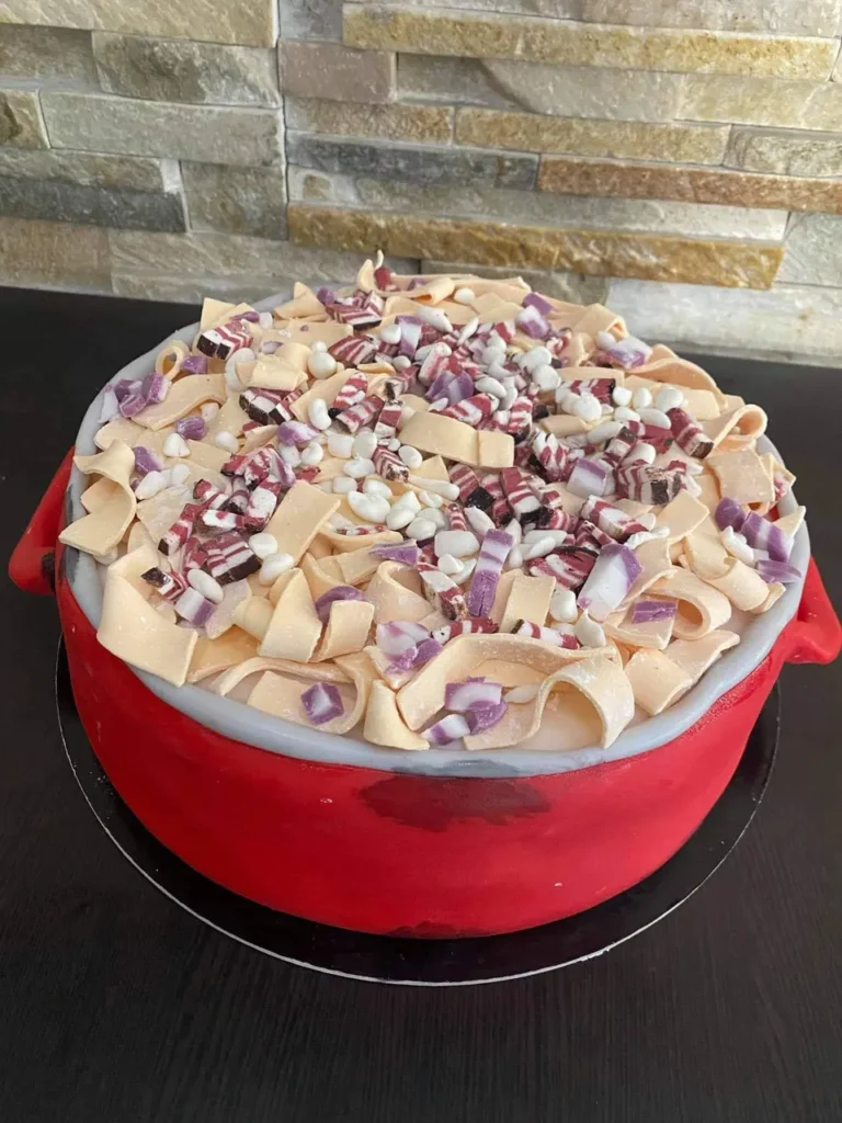 Elkészült torta