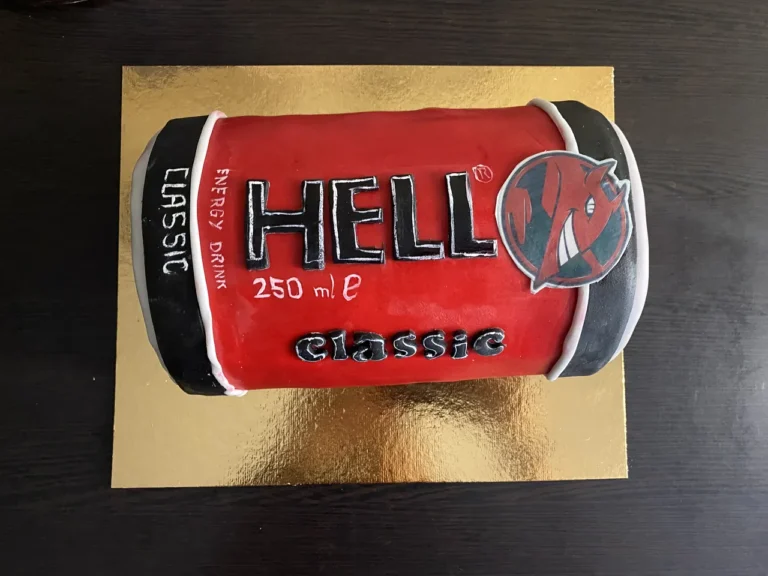 Elkészült torta