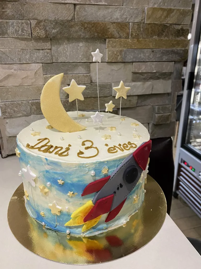 Elkészült torta