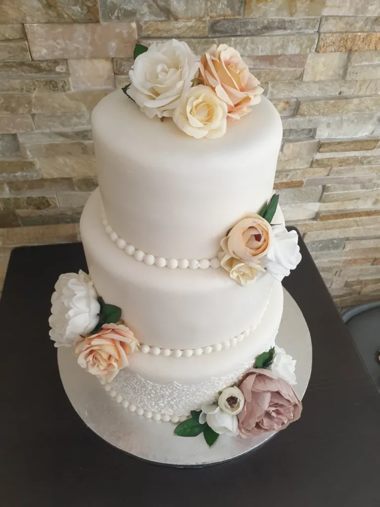 Elkészült torta