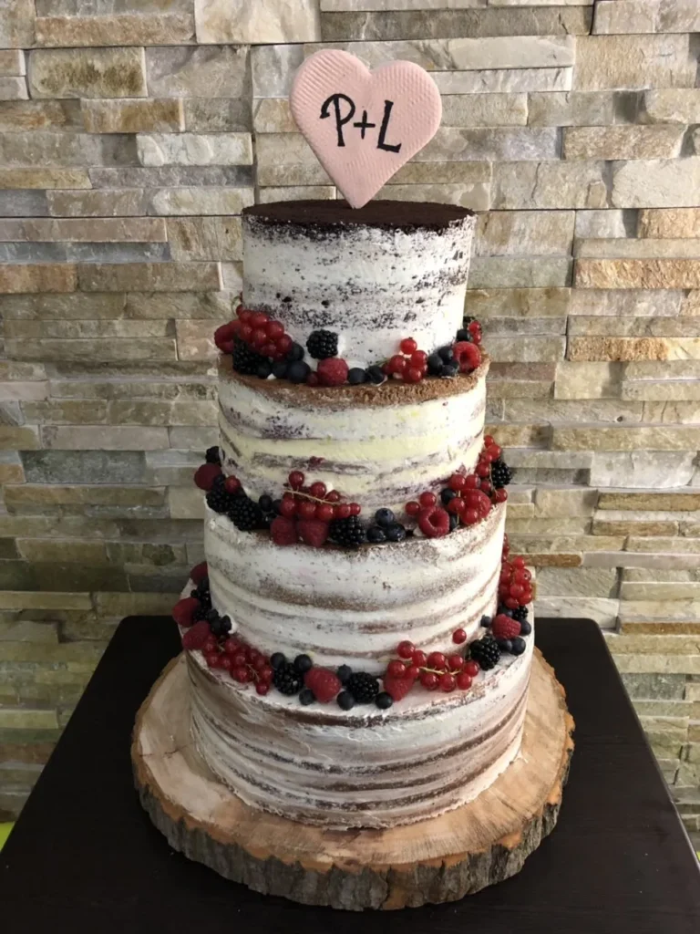 Elkészült torta