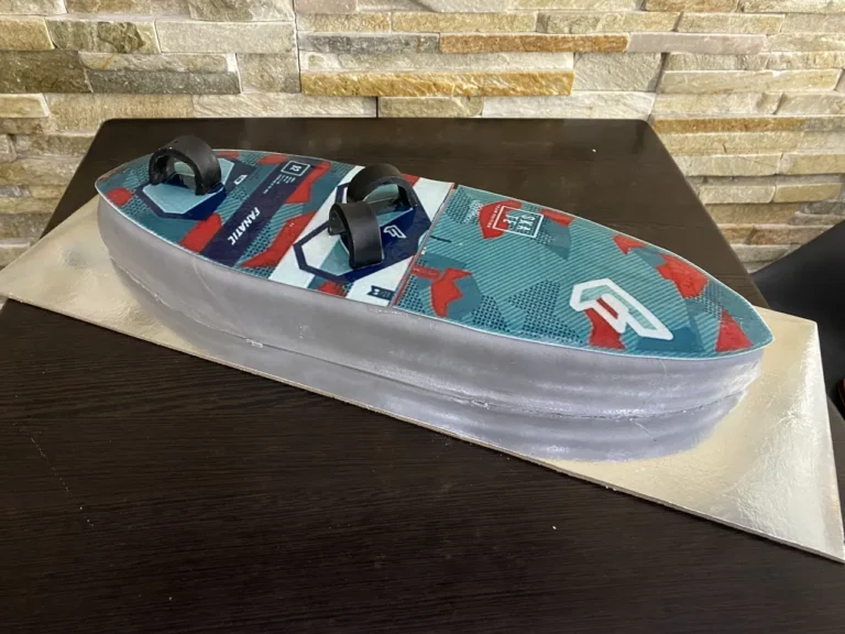 Elkészült torta