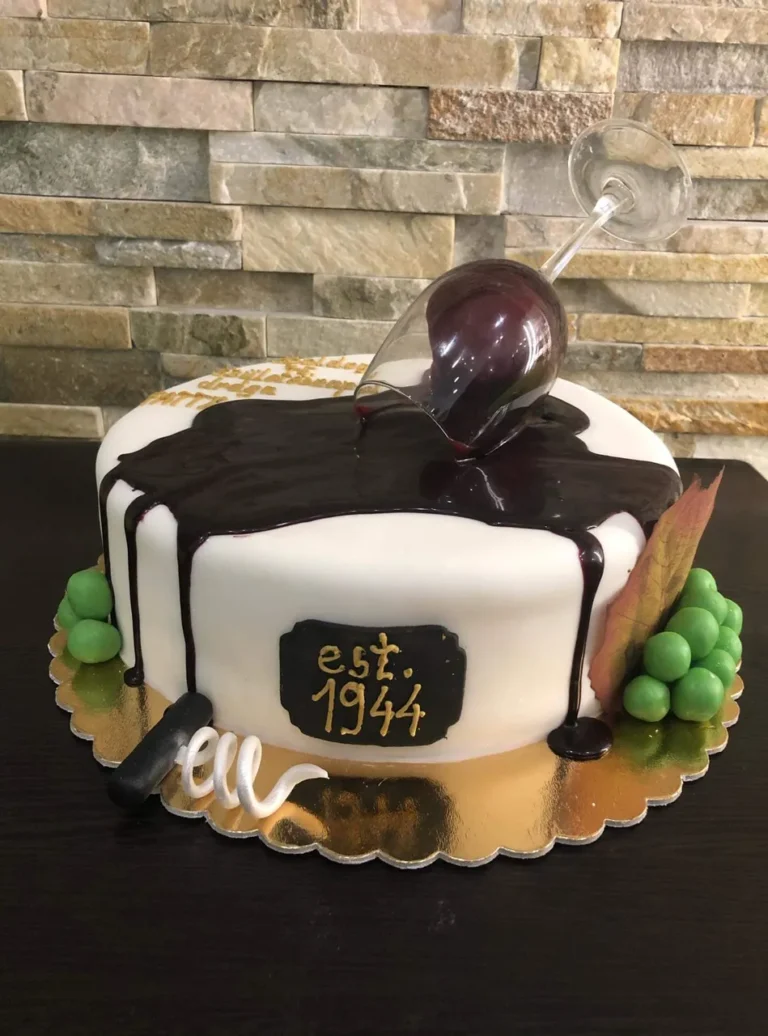 Elkészült torta