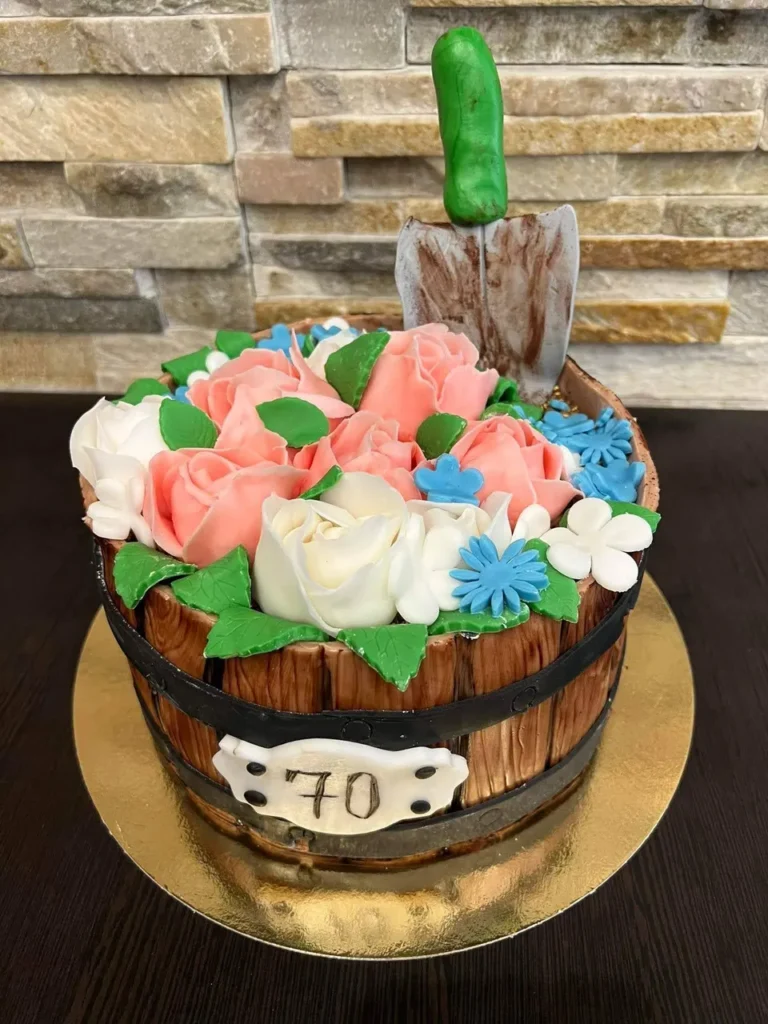 Elkészült torta