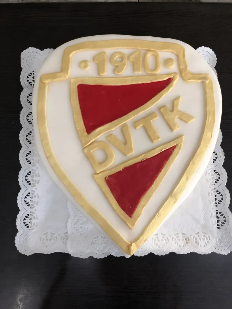 Elkészült torta